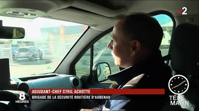 Sécurité routière : en Ardèche, les gendarmes arrêtent les automobilistes pour bonne conduite