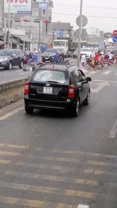 Vietnam - The Accident of motor