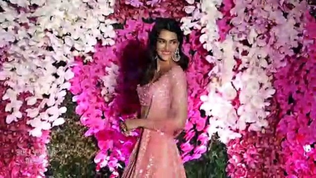 Kirti Sanon, Gautam Singhania, Nawaz Modi Singhaniai At Akash Ambani & Shloka Ambani's Grand Reception Party