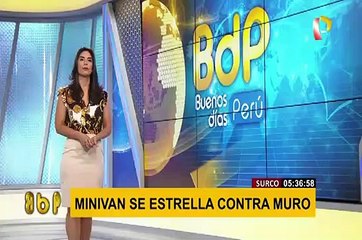 Surco: minivan llena de pasajeros se despista e impacta contra muro de concreto