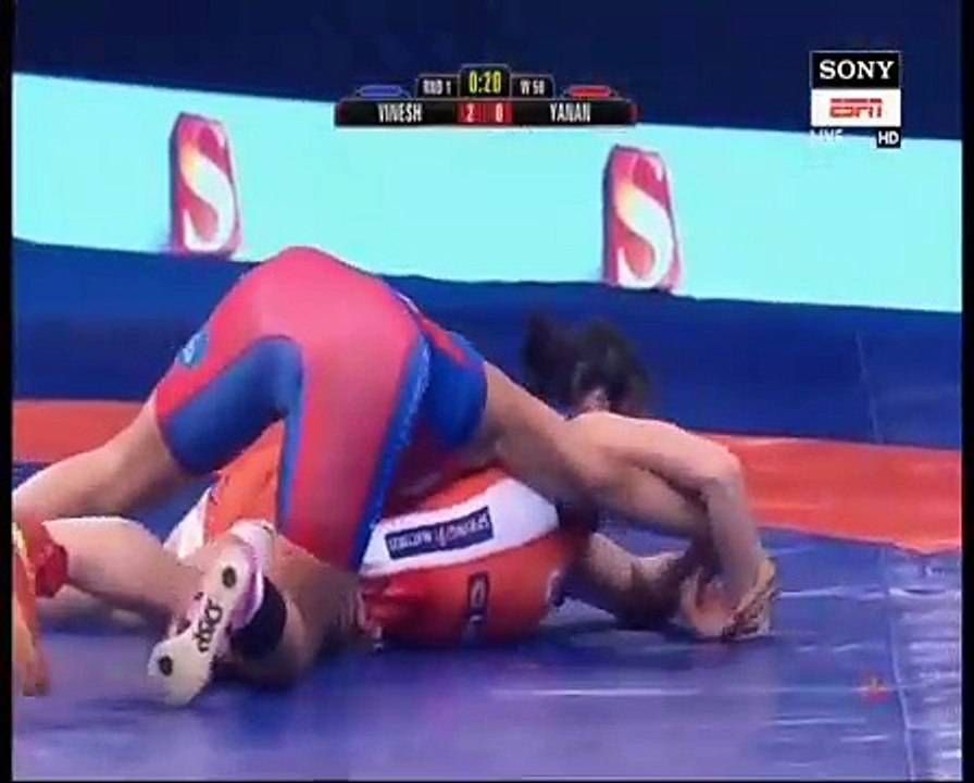 PWL 3 Day 15_ Vinesh Phogat VS Sun Yanan at Pro Wrestling League season 3