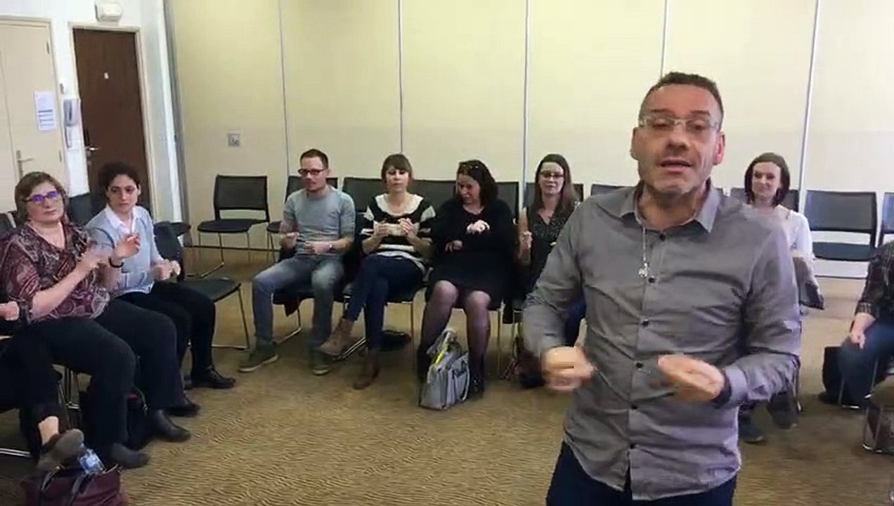 Besançon : le casting de N’oubliez pas les paroles chante "Il jouait du piano debout"