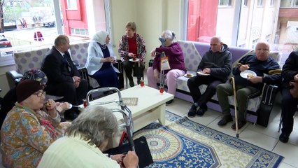 Semiha Yıldırım'dan huzurevine ziyaret - İSTANBUL