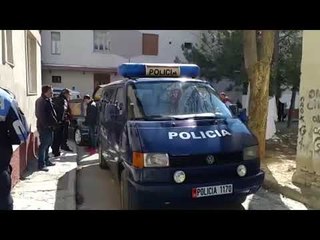 “DËRGO NJERËZ SE VRAVA NËNËN”, TELEFONATA E 50 VJEÇARIT PAS KRIMIT