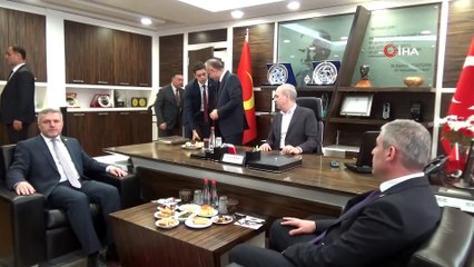 AK Parti Genel Başkanvekili Numan Kurtulmuş: 'Yolları altından da yapsanız milletin gönlüne dokunamadıktan sonra yaptığınız yolların da yaptığınız hizmetinde bir anlamı kalmayacaktır'