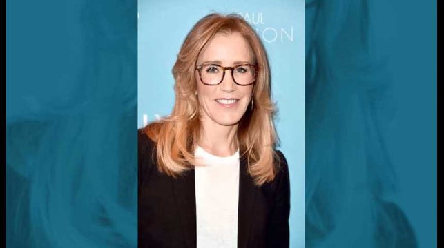 Les actrices Felicity Huffman et Lori Loughflin inculpées dans une affaire de pots-de-vin
