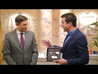 Ora News - Presidenti i Sllovenisë merr “Çelësin e Tiranës”