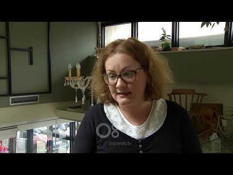 Ora News - Të rinjtë larg politikës! Vetëm 5 për qind besojnë te partitë