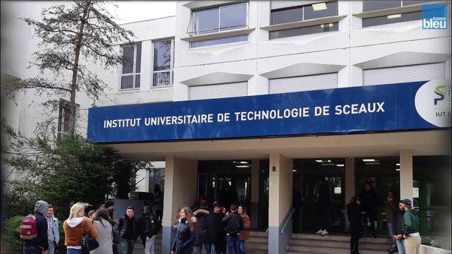 TÉMOIGNAGES - Des étudiants des Hauts-de-Seine portent plainte après l'incendie de leur car