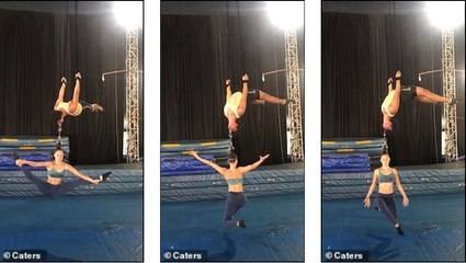 لقطات مذهلة لحركات بهلوانية يؤديها زوجان بأسنان الفم وشعر الرأس