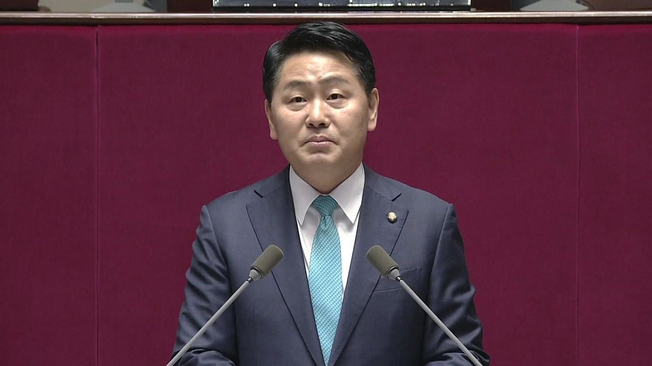 바른미래당 김관영 원내대표, 국회 교섭단체 대표 연설 / YTN