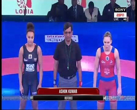 PWL 3 Day 3_ Koumba Selene Fanta Larroque Vs Zsanett Nemeth at Pro Wrestling lea (1)