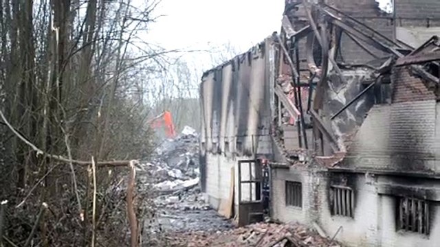 Les dégâts aux meubles Merlin à Lessines