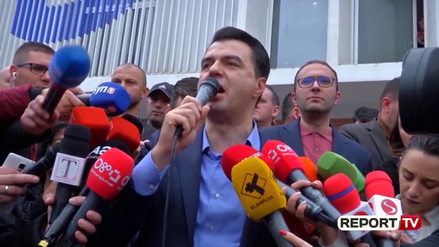 Ambasada SHBA opozitës: Jo dhunë! Ju ikët nga Parlamenti, lërini të tjerët të bëjnë punën e tyre