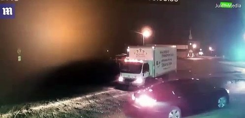 «عصابة قادرة».. اقتحمت محل أسلحة لسرقته