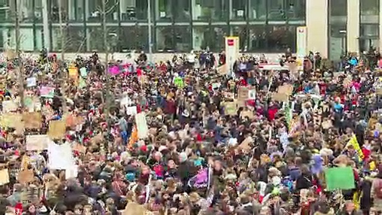 #FridayforFuture in Berlin: Schüler streiken für's Klima