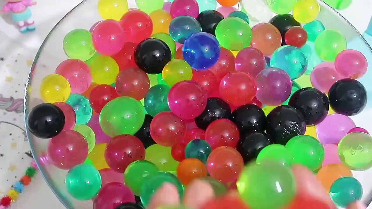 ORBEEZ PRES YAPIYORUZ KESİYORUZ DEV SU MAYMUNU DENEY İLE YAPIYORUZ Orbeez Squeeze Bidünya Oyuncak