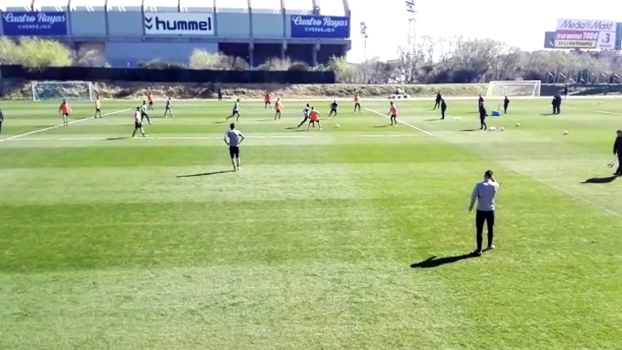 Waldo se Entrena con el Primer Equipo del Real Valladolid