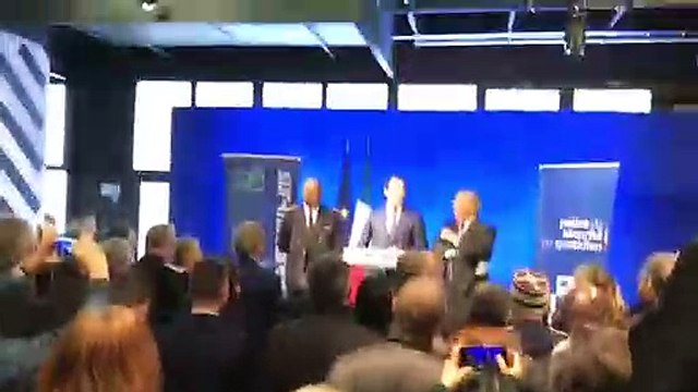 Moment d'humour lors du discours de Christophe Castaner en visite à Besançon