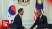 Dr M and South Korean president hold talks
