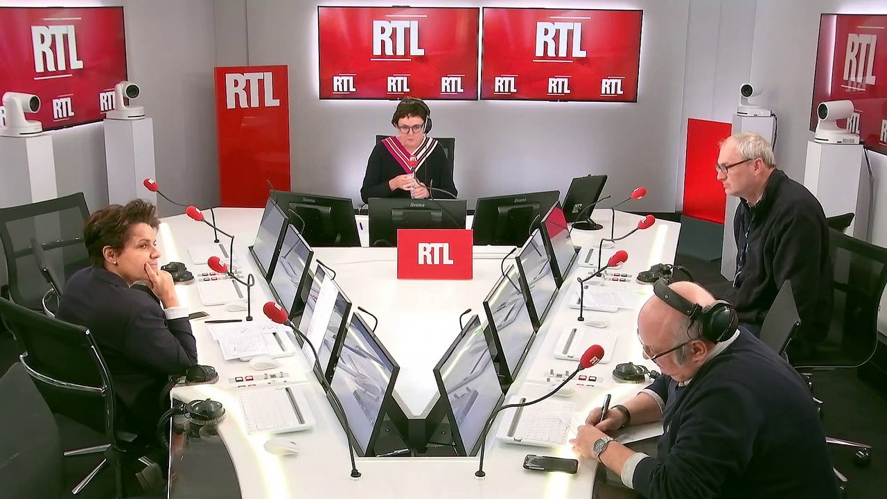 Brexit : Theresa May doit "avancer vers un compromis", selon l'ex-député britannique Denis MacShane