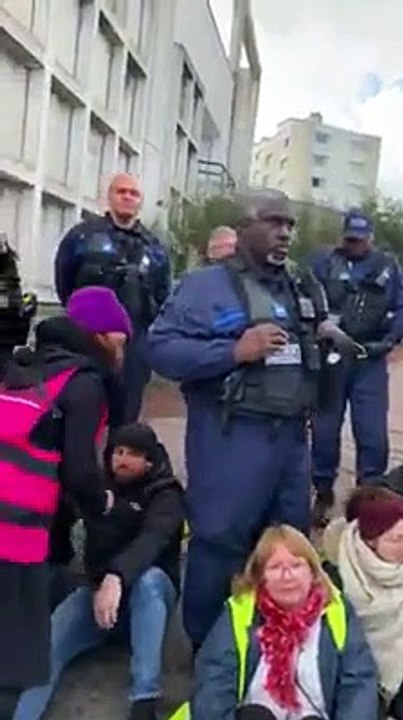 Police municipale au CTM de Saint-Denis :  REFUS DE PRÉSENTER LA CARTE PROFESSIONNELLE