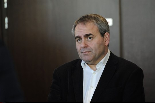 RTL à Soissons : suivez l’interview de Xavier Bertrand en direct du Café Le Clovis