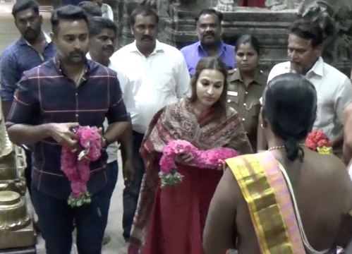 சாமி தரிசனம் செய்த ஐஸ்வர்யா தனுஷ்