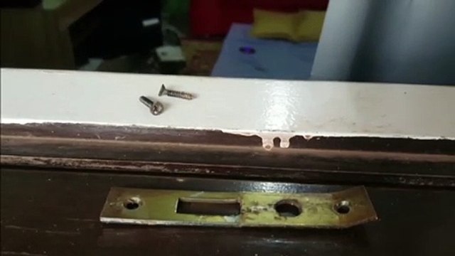 Ladrão arromba janela e furta diversos objetos de residência no Nova Cidade