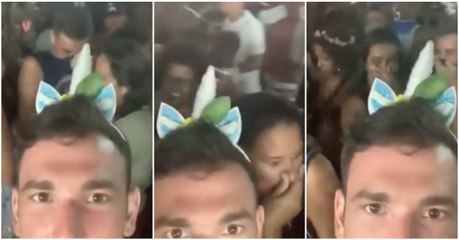 "Unicórnio" solta o peido mais mortífero do carnaval 2019