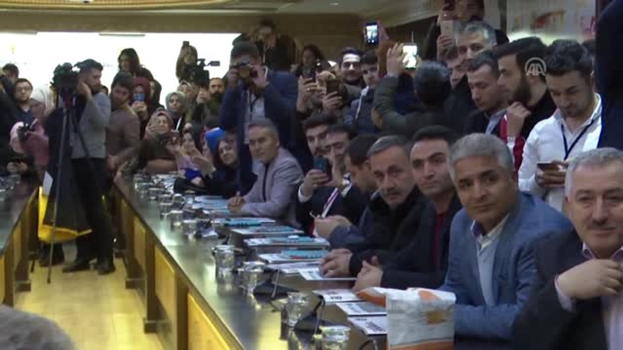 Binali Yıldırım, AK Parti Arnavutköy İlçe Başkanlığını Ziyaret Etti - İstanbul