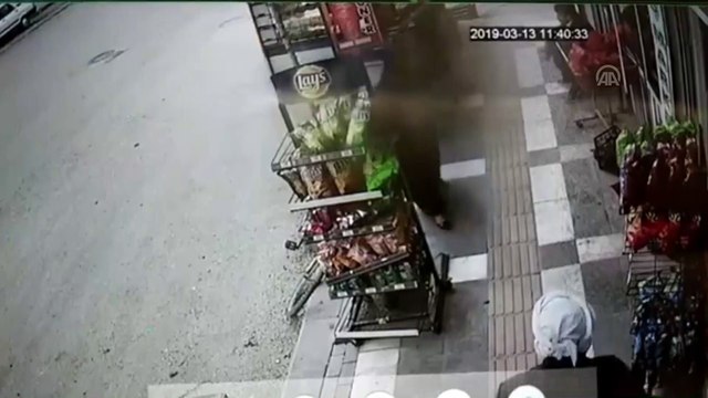 İki kişinin yaralandığı kaza kamerada - ŞANLIURFA