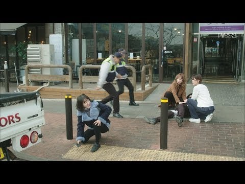 결국 몰카 범인을 잡아낸 미앤왕 걸크러쉬! [너의 등짝에 스매싱 46회] 20180226