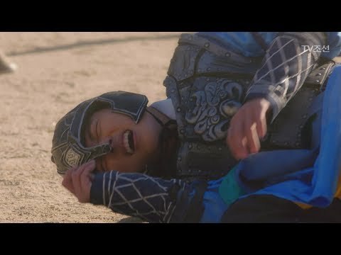 윤시윤, 격구 중 낙마 사고! 얼마나 다쳤기에?! [대군 – 사랑을 그리다 2회] 20180304