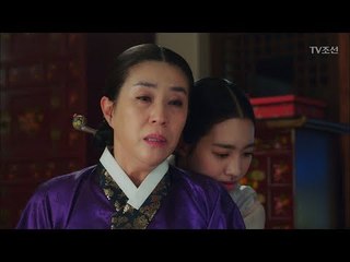 집으로 돌아온 딸 진세연, 엄마 김미경의 마음은? [대군 – 사랑을 그리다 17회] 20180428