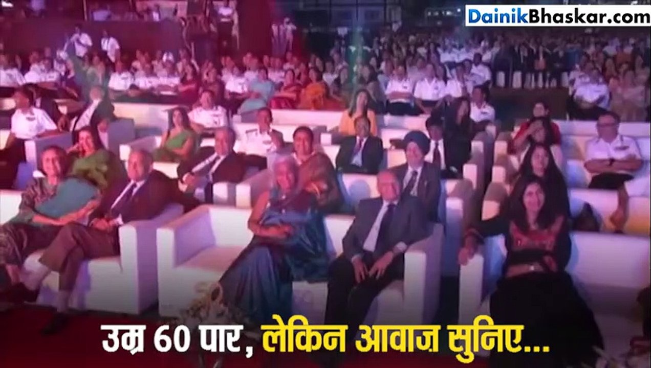 नेवी के वाइस एडमिरल ने ऐसा गाया गाना कि सामने बैठा हर कोई उन्हें सुनता ही रह गया