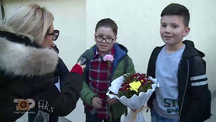 Fiks Fare/ 7 Marsi me dhurata plot, nuk munguan as zarfat