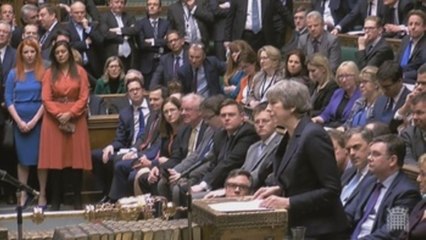 El Parlamento descarta un brexit abrupto y deja la prórroga como única opción