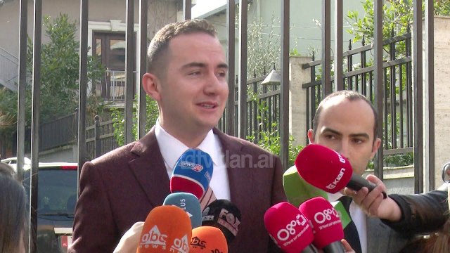 Ish-deputeti Salianji ironizon: Akuzohem për agjitacion