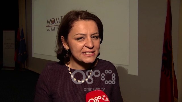 Ora News - Woman Can sjell histori suksesi të grave dhe vajzave
