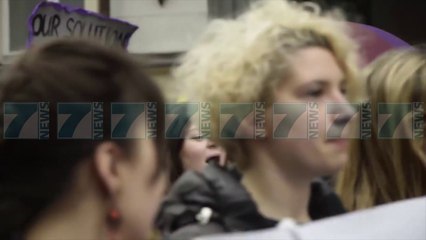 8 MARSI PRITET ME PROTESTA NE SHUME VENDE TE BOTES - News, Lajme - Kanali 7