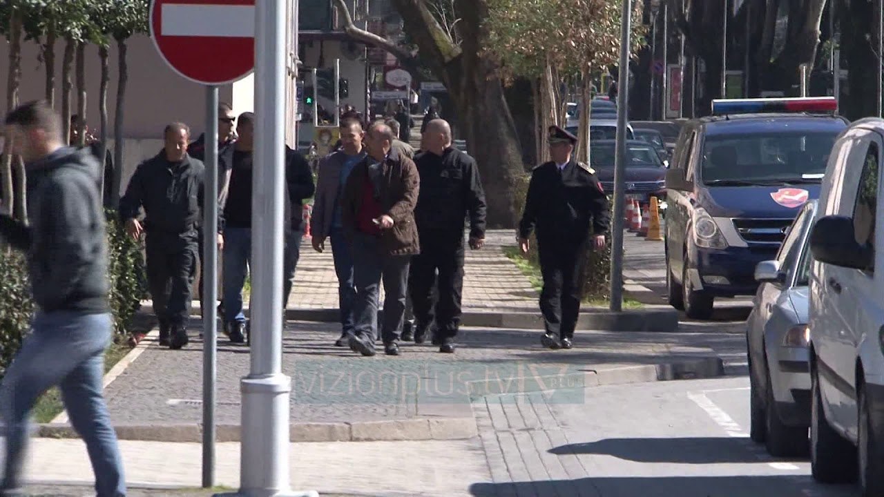 Blindohet kryeministria, policia refuzon kërkesën - News, Lajme - Vizion Plus