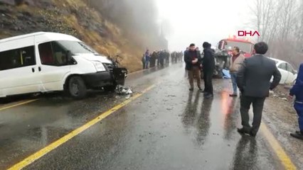 Ordu Öğrenci Servisi Otomobille Çarpıştı: 2 Ölü 4 Yaralı