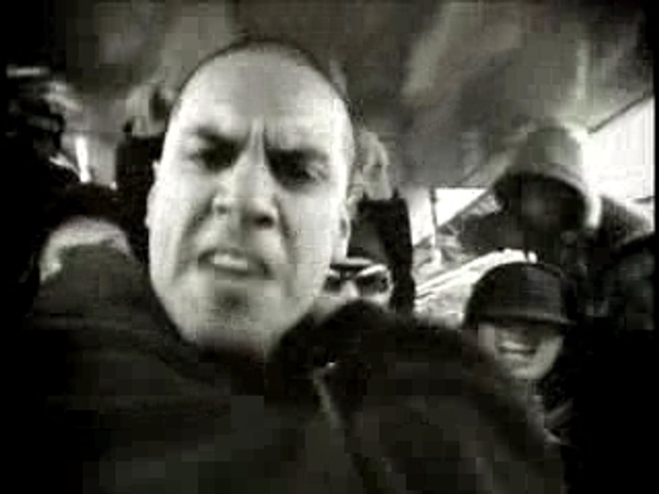 Tres Coronas - A Criticarme