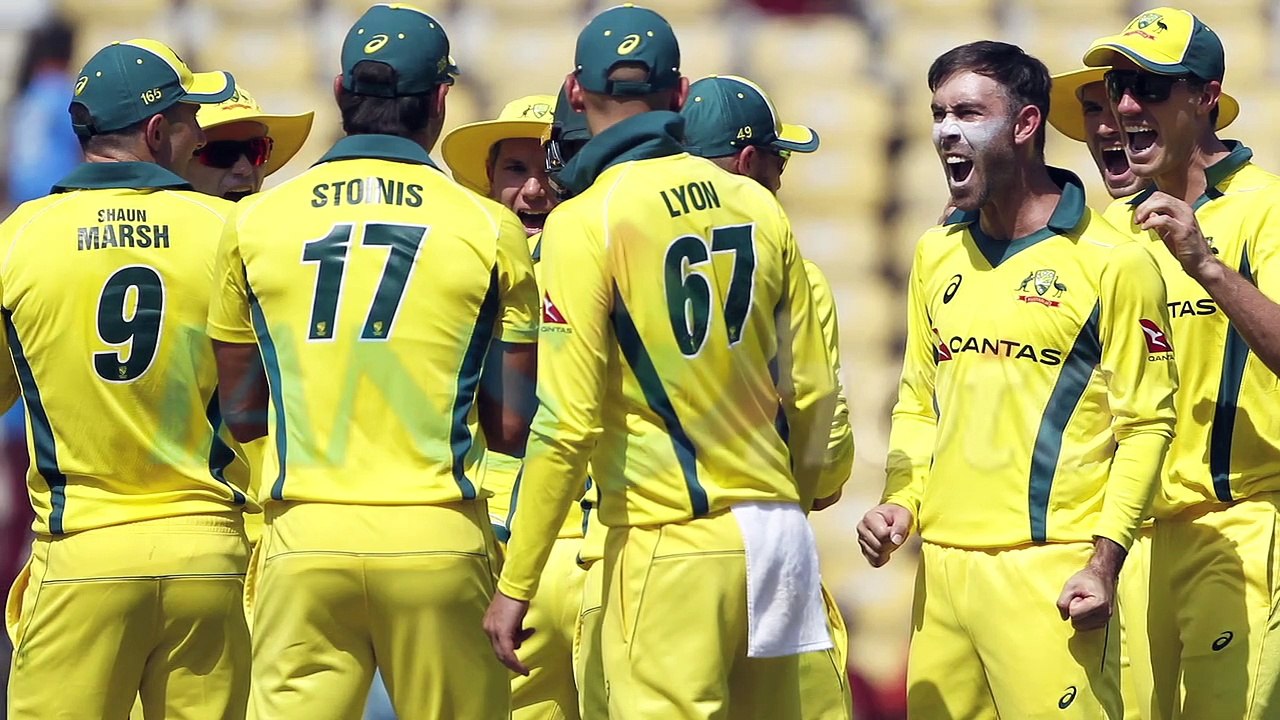 Dhoni's experience important for India, says Clarke