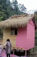 Hayalindeki Evi Tek Başına İnşa Eden Kadın