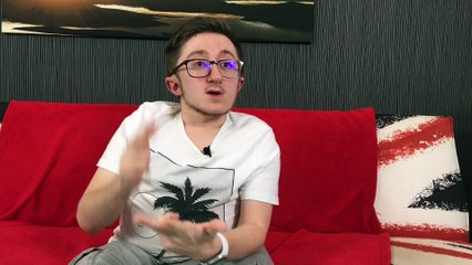 Nicolas Huthe jeune Youtubeur handicapé passionné de high-tech