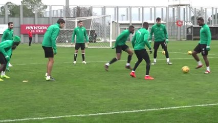 Samet Aybaba: "Galatasaray'ın Zaaflarından Yararlanıp Maçı Kazanmak İstiyoruz"