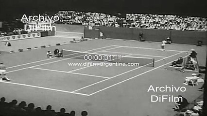 Bob Hewitt defeats Antonio Zugarelli - Davis Cup in South Africa 1974