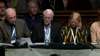 Felemás vádemelés a Véres Vasárnap ügyében